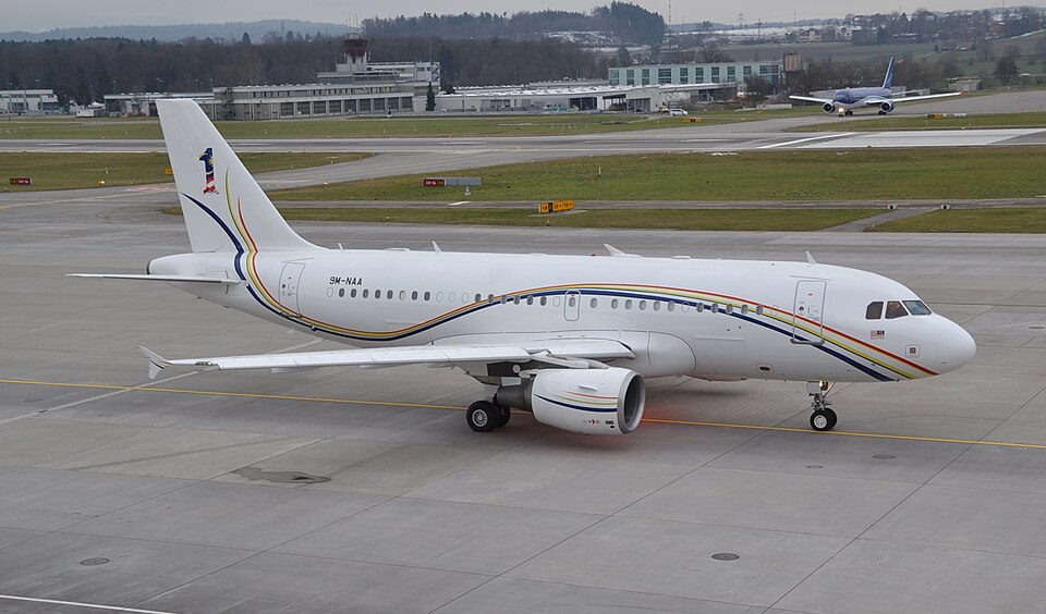 File:9M-NAA (16860734832).jpg
