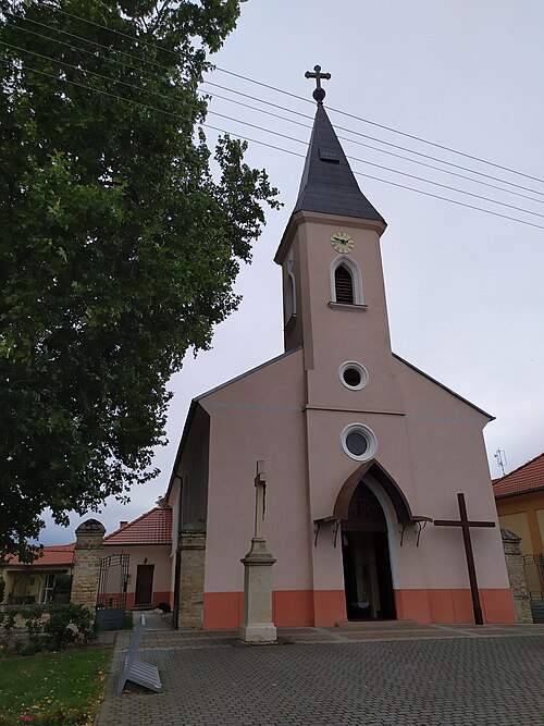 File:Andovce obec 05.jpg