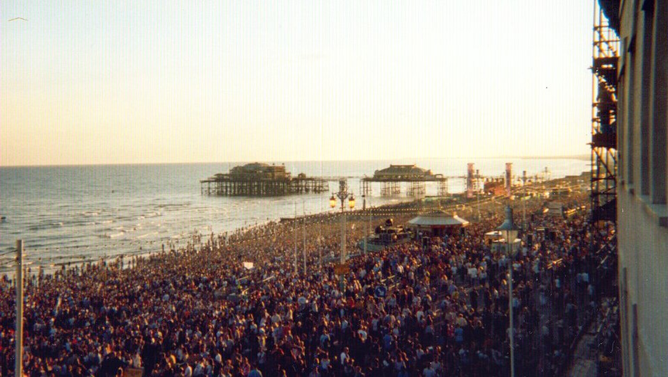 File:BigBeachBoutique.jpeg