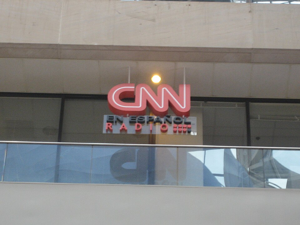 File:CNN En Espanol Radio.jpg