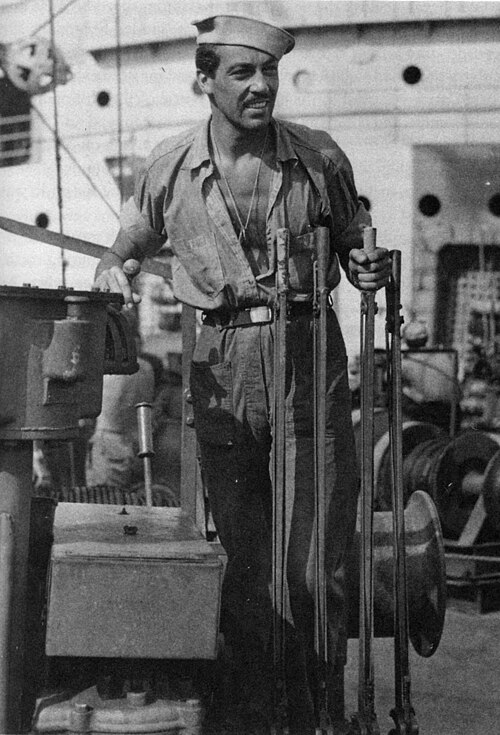File:Cesar Romero - USCG 2.jpg