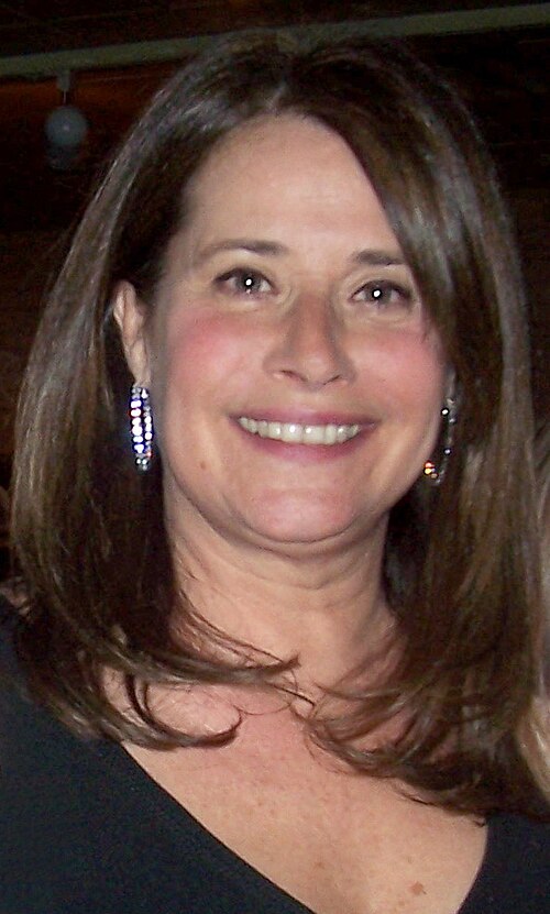 File:Lorraine Bracco.jpg
