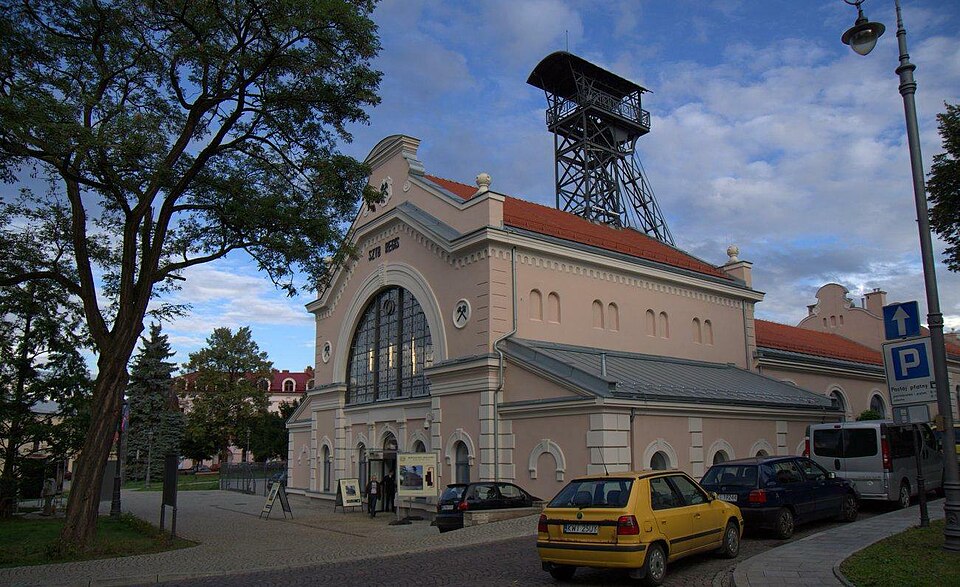 File:Wieliczka, Szyb Regis - fotopolska.eu (338250).jpg
