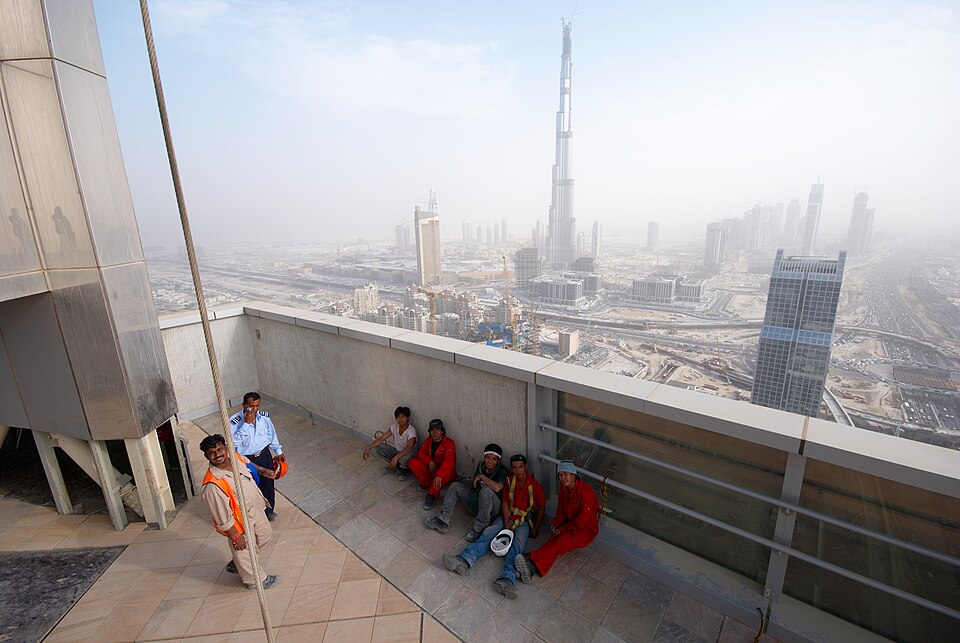 File:Dubai workers angsana burj.jpg