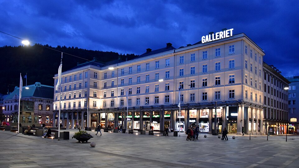 File:Galleriet (shopping mall), 2019 (01).jpg