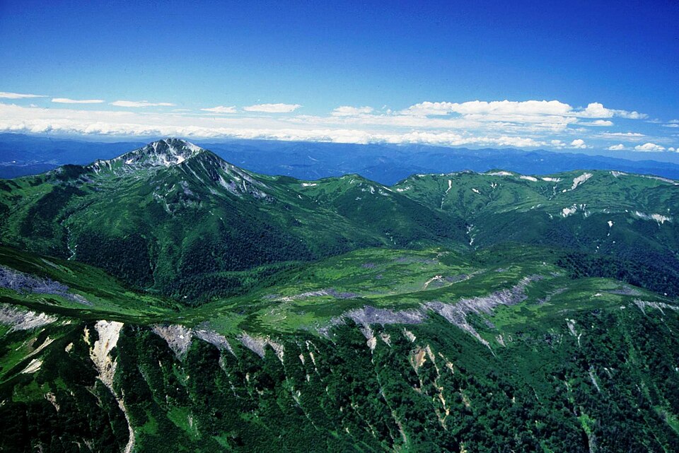 File:Kurobegoroudake from suisyoudake 1994-8-13.jpg