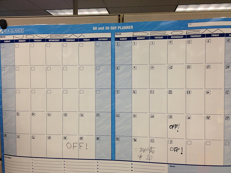 File:Almost empty calendar.JPG