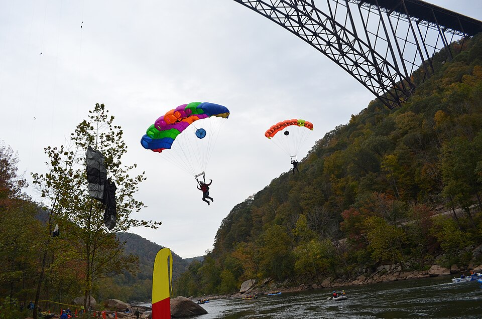 File:Bridge day 2013 669.jpg