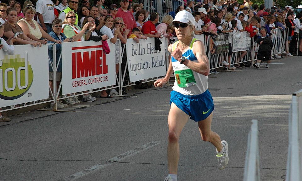 File:Joan Samuelson.jpg