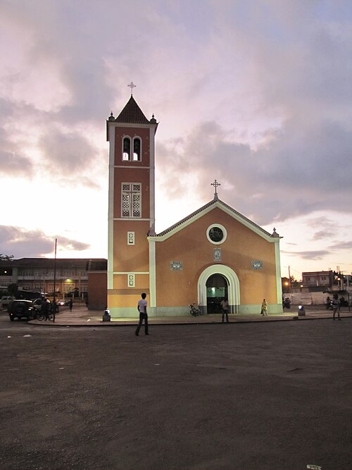 File:Sao Tome 10 (16247155721).jpg