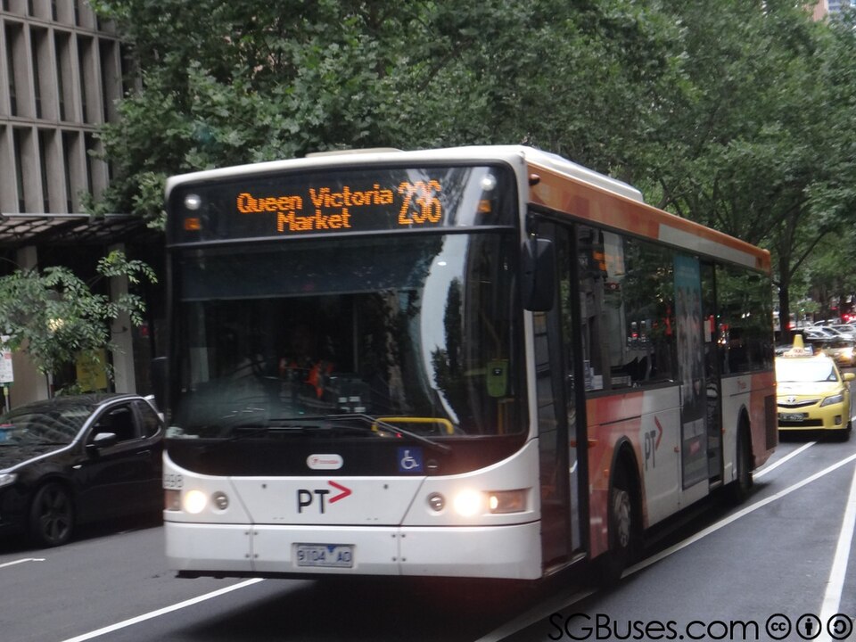 File:Transdev Melbourne Route 236.jpg