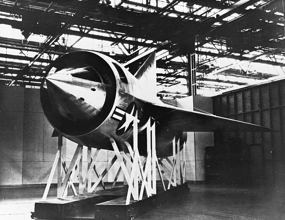 File:Convair XP-92 mockup.jpg