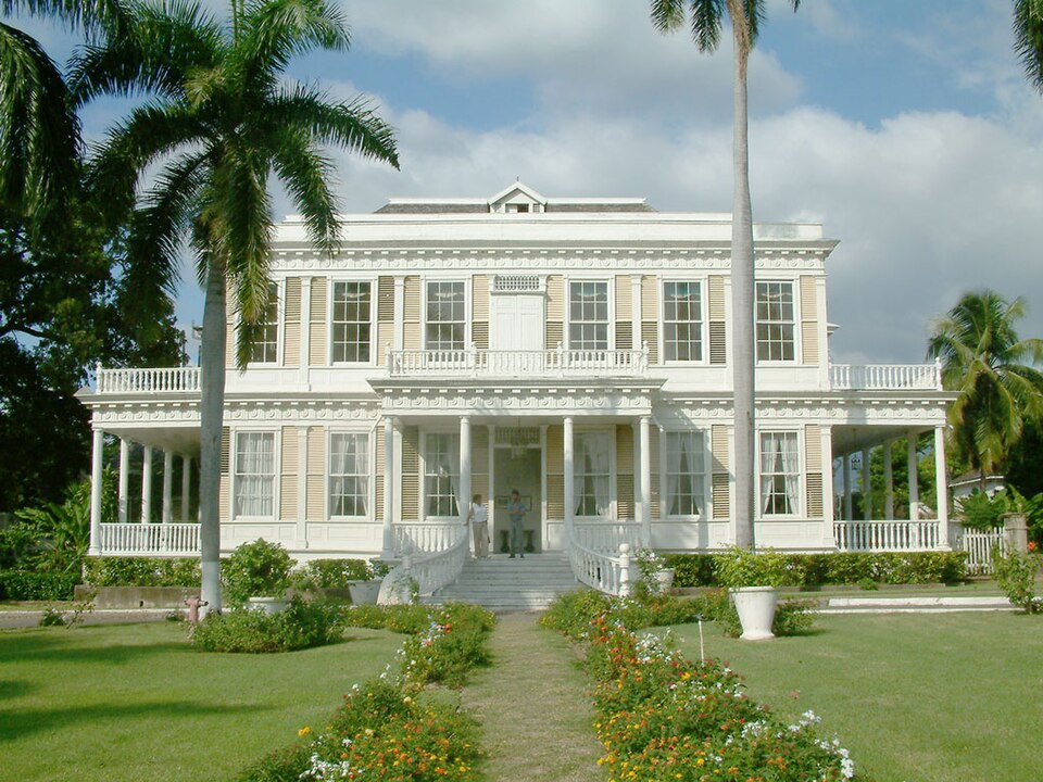 File:Devonhouse.jpg