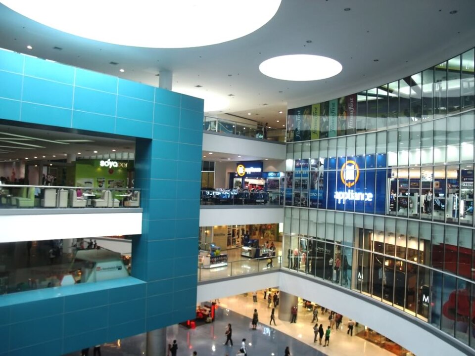 File:SMTheBlockAtrium.jpg