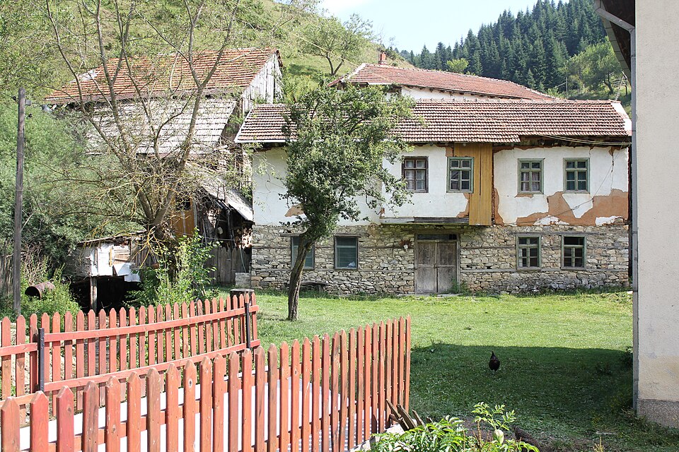 File:Gornje Malo,Vrben.jpg