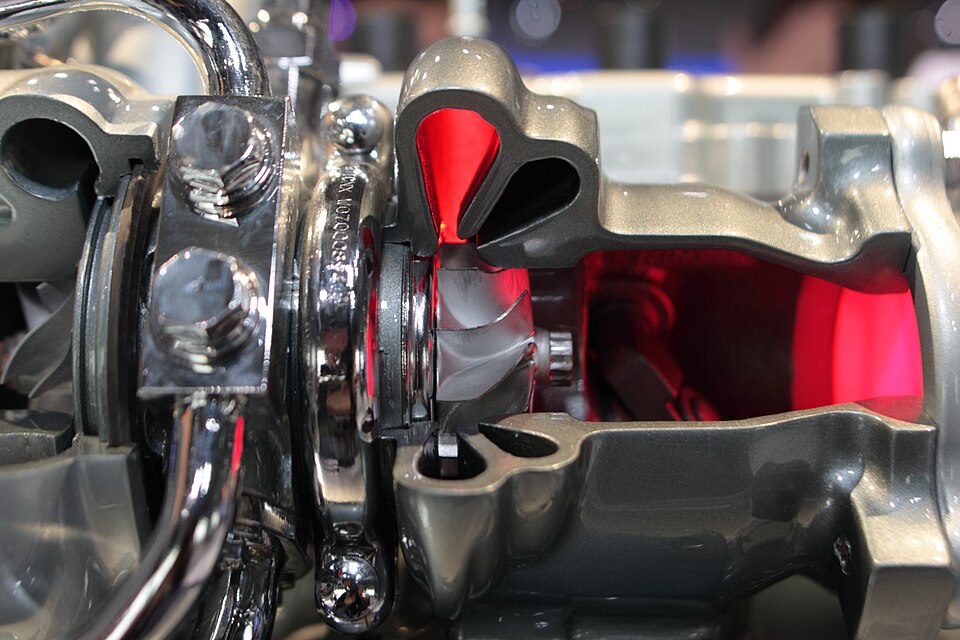 File:Mitsubishi twin-scroll turbo.JPG