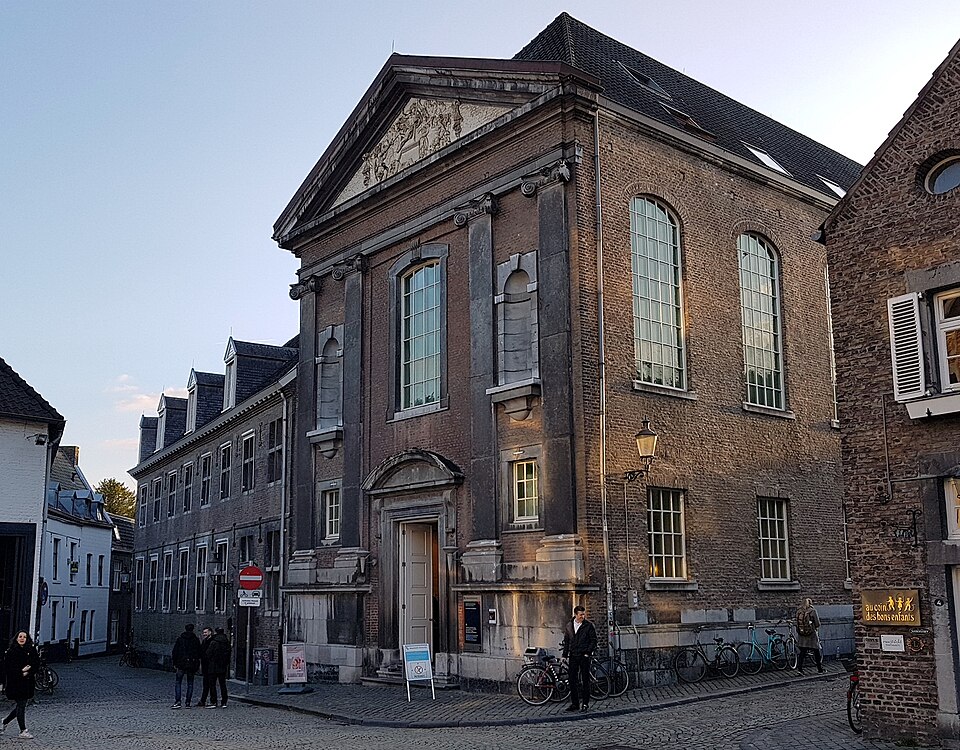 File:2018-Maastricht, Bonnefantenklooster, Ezelmarkt.jpg