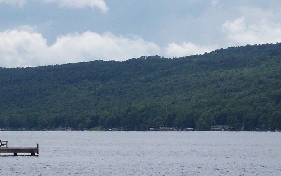 File:Bluffpoint.jpg