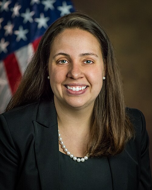 File:Claire McCusker Murray official portrait.jpg
