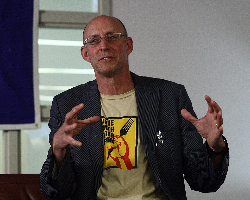File:Michael Pollan at Yale 2.jpg