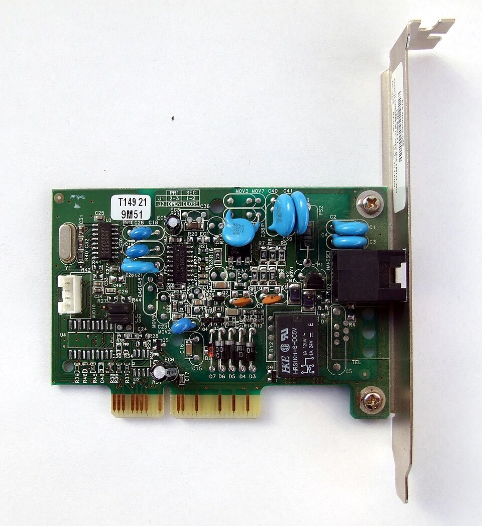 File:Modem CNR.jpg