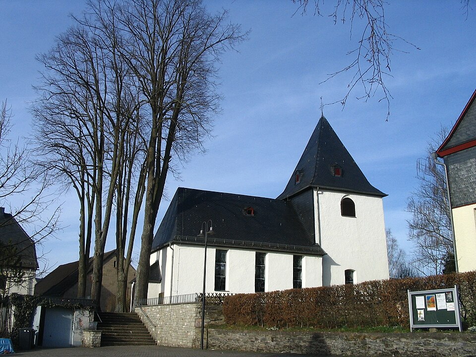 File:Neuerkirch-Kirche02.jpg