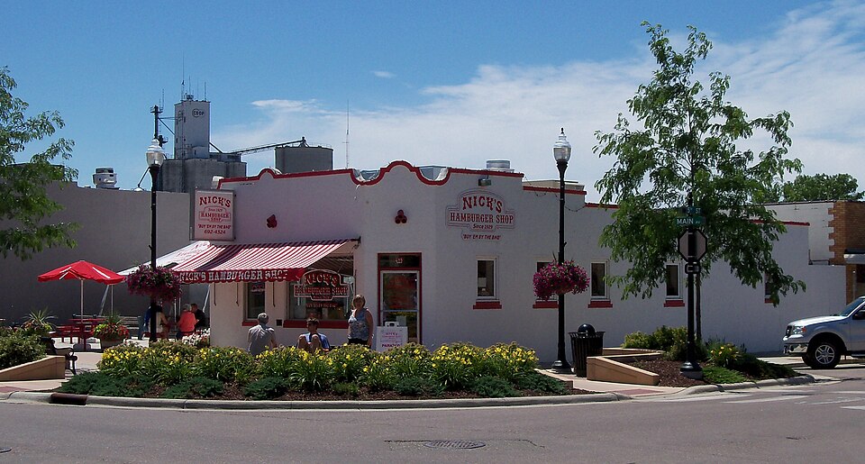 File:Nick's Hamburger Shop 1.jpg