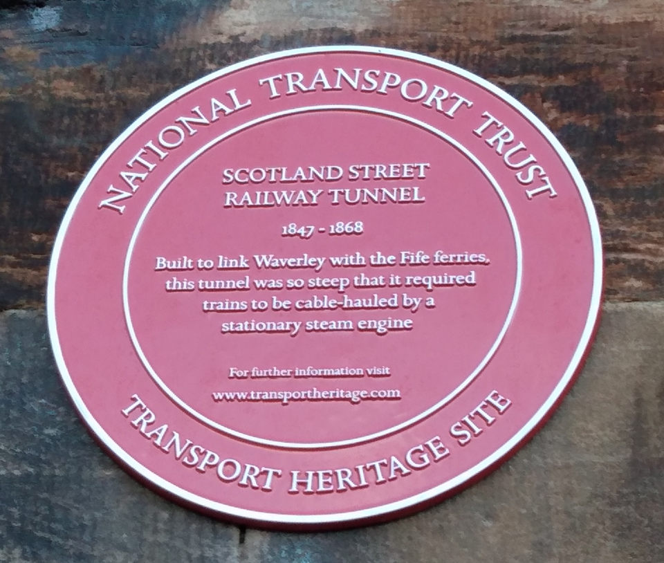 File:ScotlandStreetTunnelPlaque.png