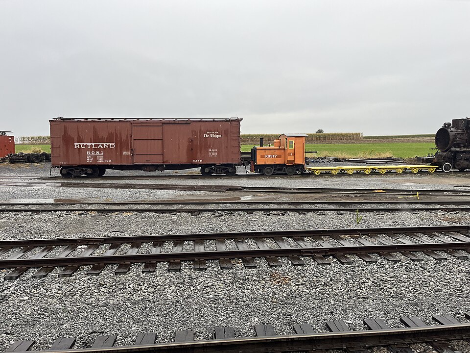 File:Strasburg mini locomotive switcher.jpg
