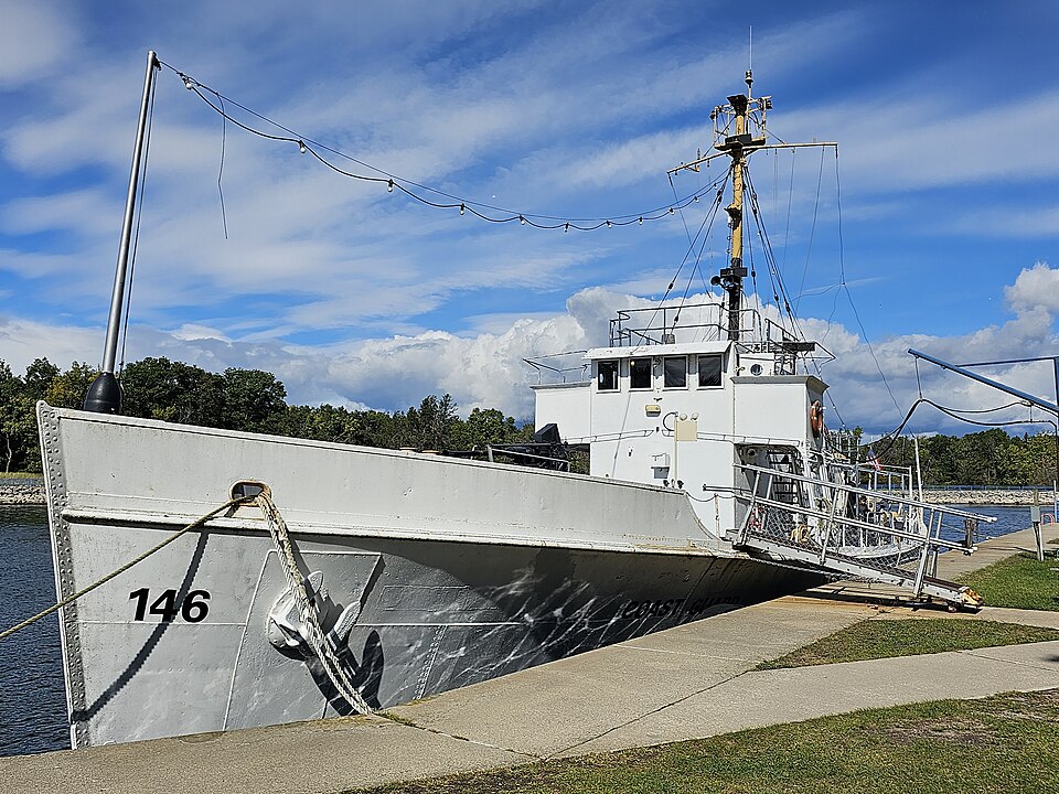File:USCGC McLane.jpg