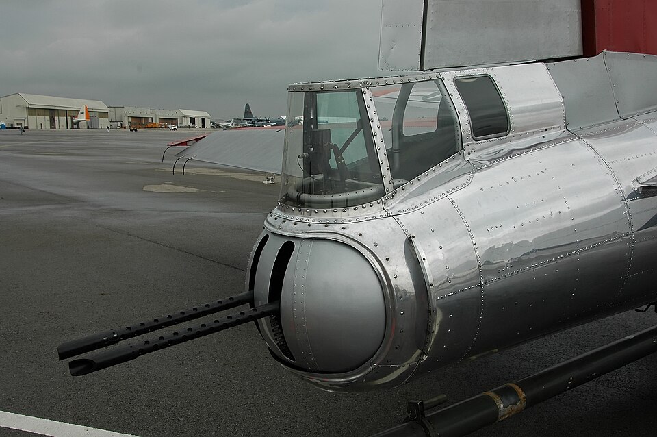File:B-17 Yankee Lady tail turret.jpg