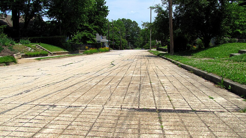File:Kenyon-street-granitoid-onk-tn1.jpg