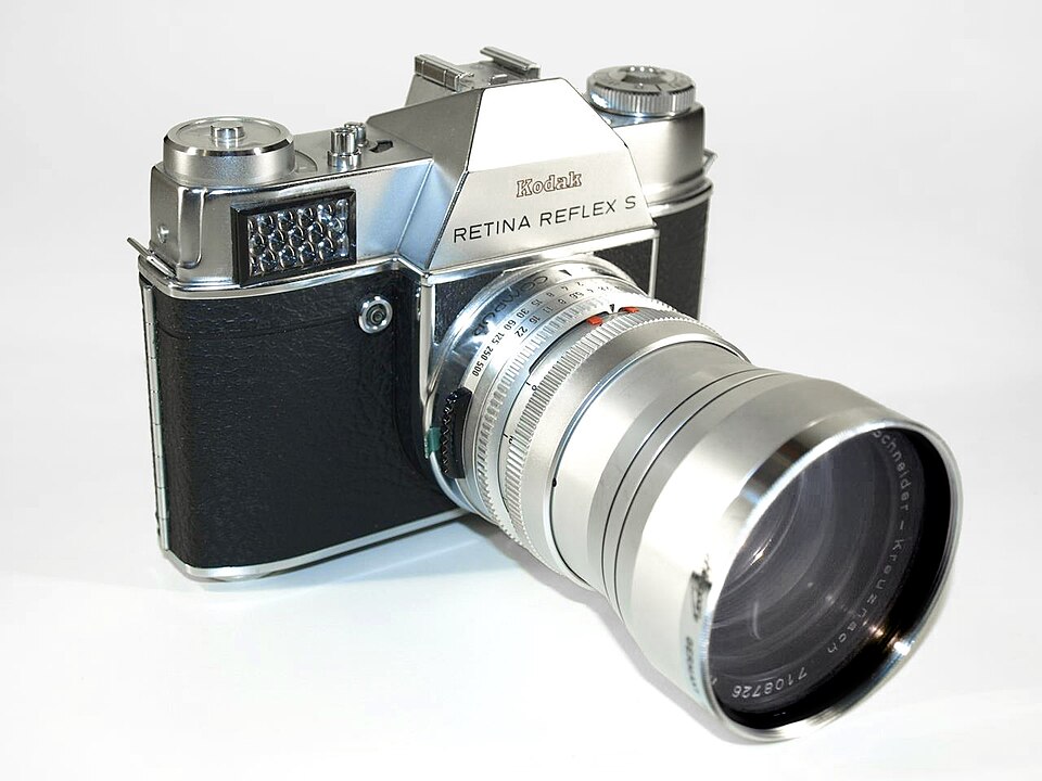 File:Kodak Retina Reflex S front.jpg