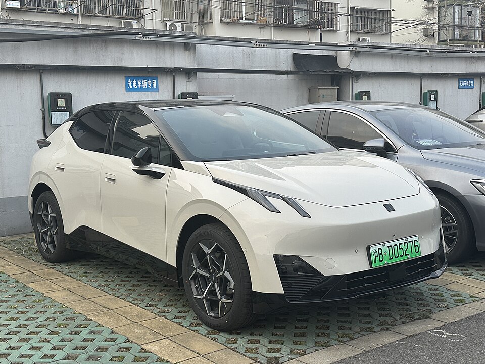 File:Lynk & Co Z20 007.jpg
