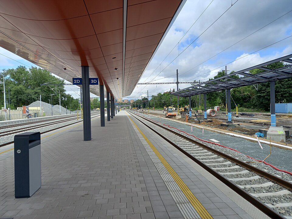 File:Reconstruction of Brno-Královo Pole station 2025-07-16p.jpg