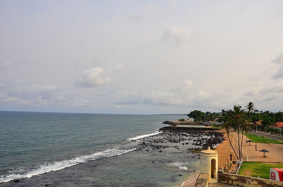 File:São Tome DSC 8084 (32755448031).jpg