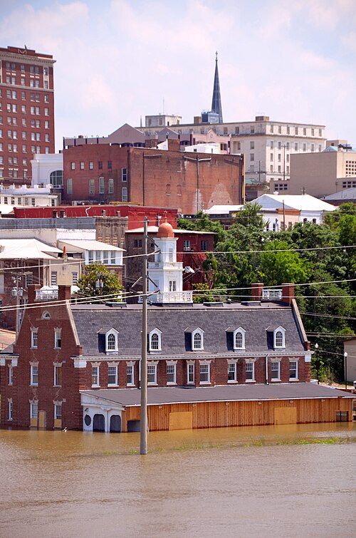 File:Vicksburg flooding old train depot.jpg