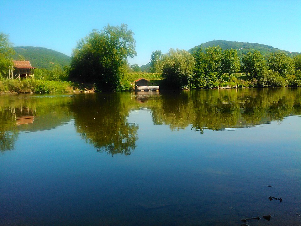 File:Zapadna Morava kroz Trstenik.jpg
