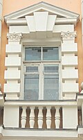 Russian window, Yekaterinburg, using Corinthian pilasters