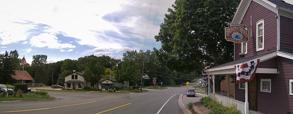 File:Cannonsburg, Michigan.jpg