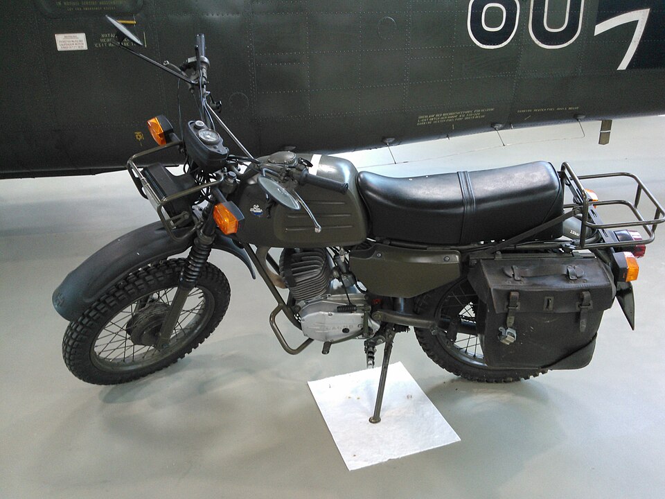 File:Hercules K 125 BW.jpg