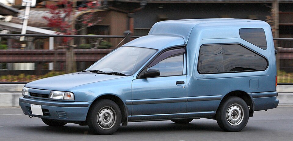 File:Nissan AD Max 001.JPG