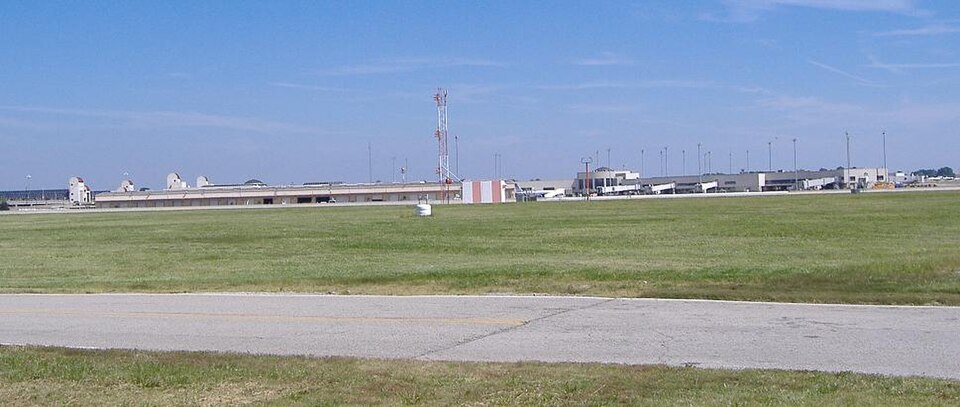 File:Standiford Field1.jpg