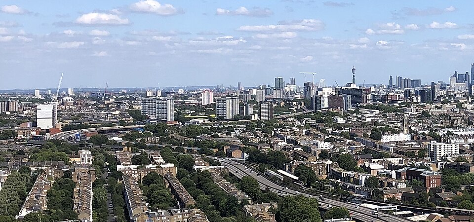 File:Westway, London, Looking East.jpg