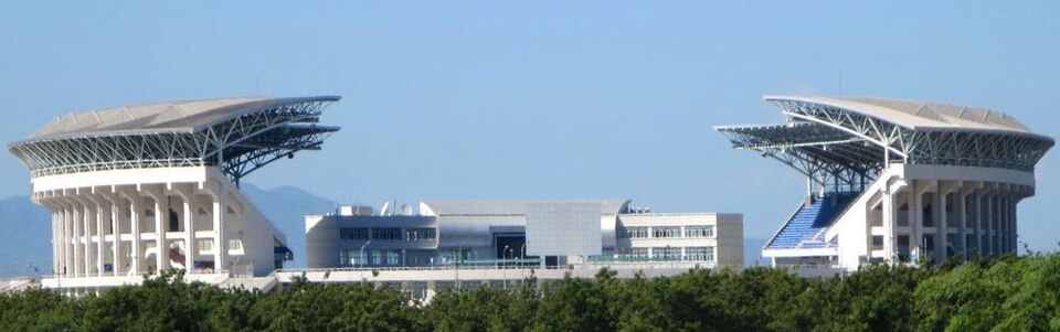 File:Estádio Nacional de Ombaka (19151153514) (cropped).jpg