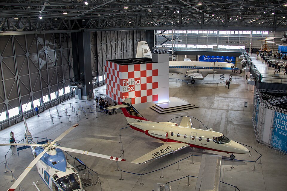 File:AichiMuseumOfFlightPlanes.jpg