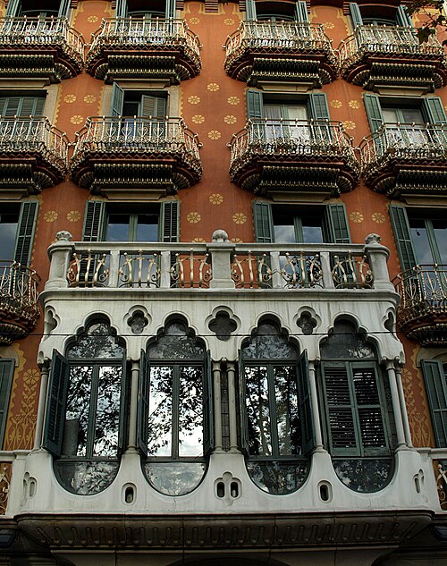 File:Casa Estapé - 002.jpg