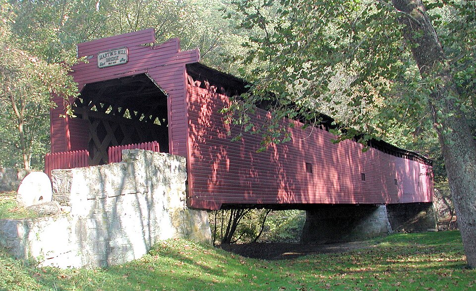 File:MartinsMillBridge1.JPG