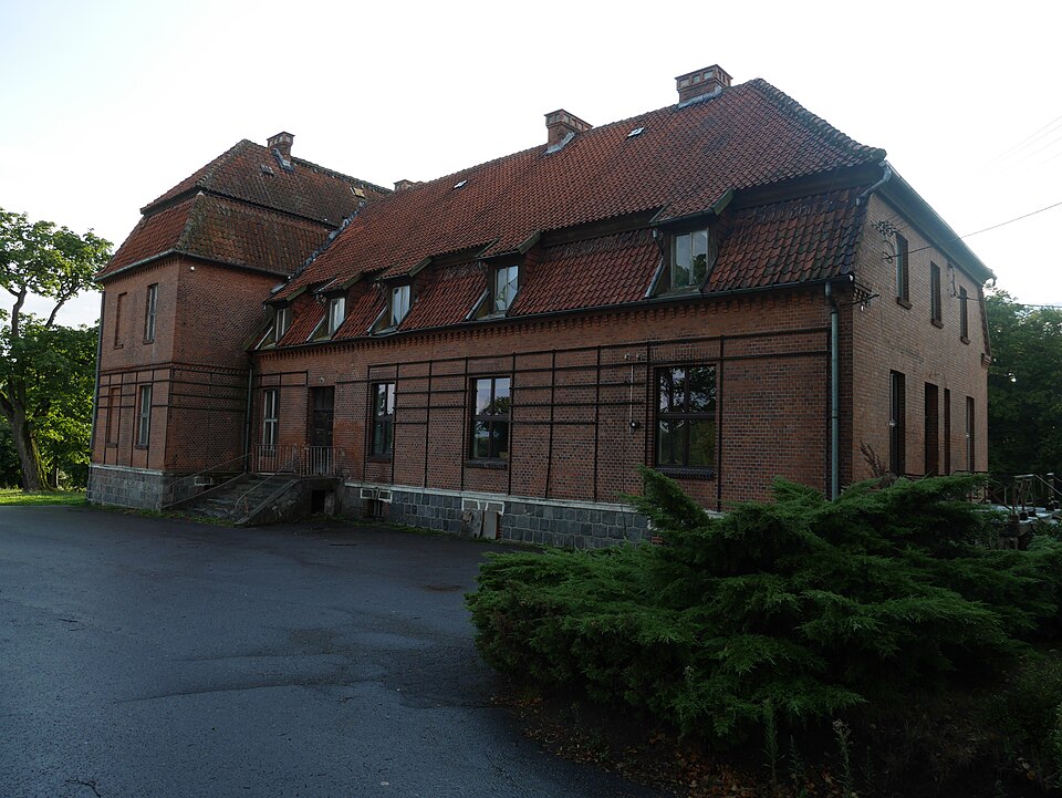 File:Pałac w Gubławkach, 1.JPG