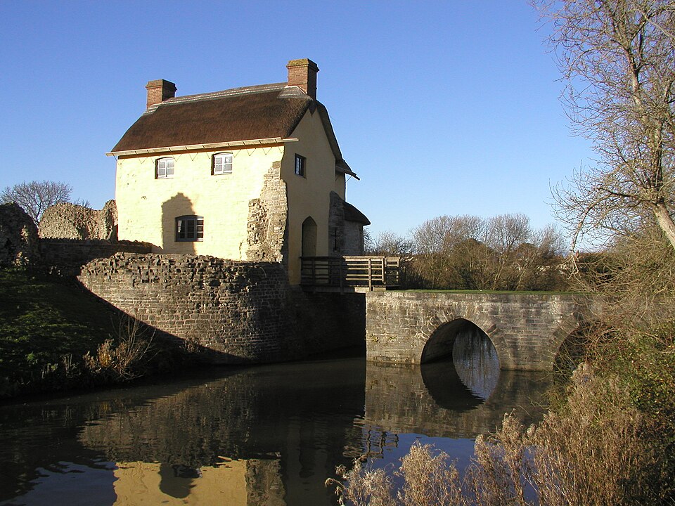 File:Stogursey Castle.jpg